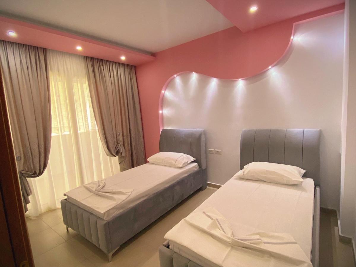 Chloe Apartament 베라트 외부 사진