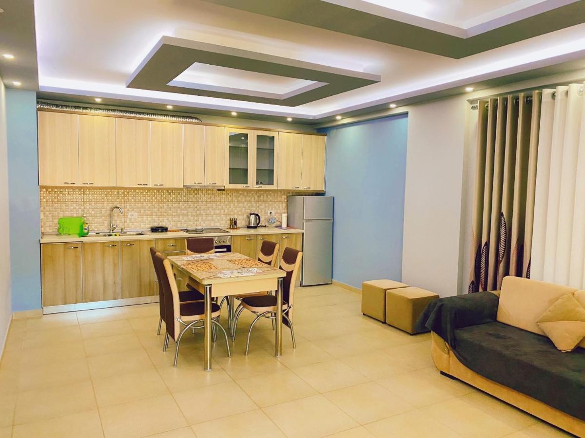 Chloe Apartament 베라트 외부 사진